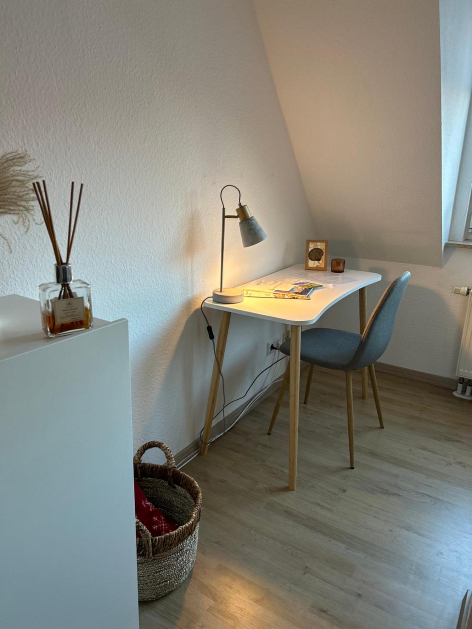 Gemuetliches Altstadtapartment Mit Balkon Und Smart Tv แอร์ฟวร์ท ภายนอก รูปภาพ
