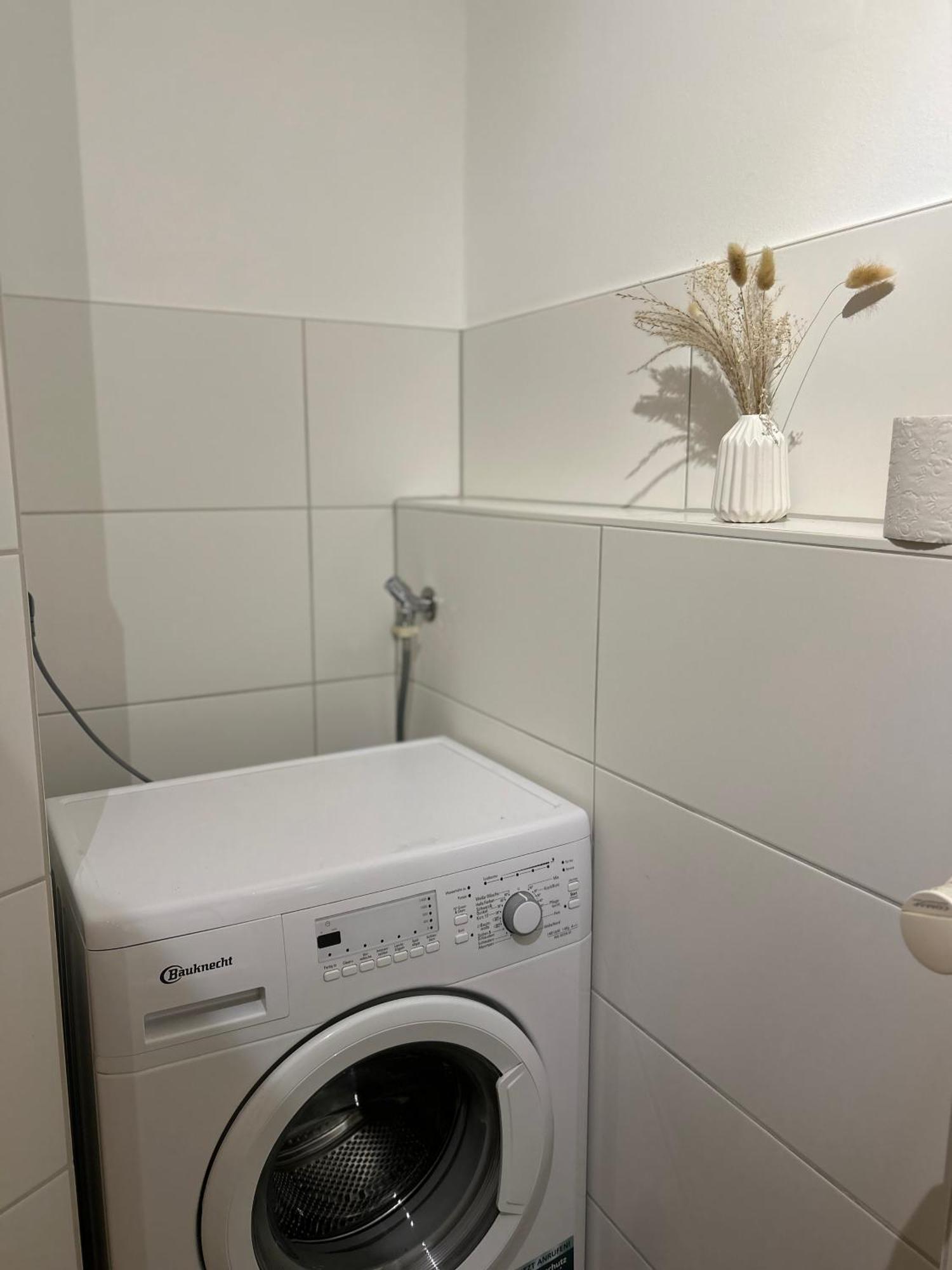 Gemuetliches Altstadtapartment Mit Balkon Und Smart Tv แอร์ฟวร์ท ภายนอก รูปภาพ